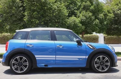 GCC Specs 2014 MINI Countryman Cooper S - Fun  Stylish!-4