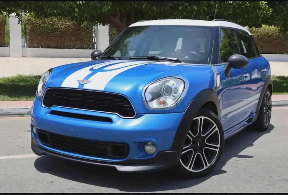 GCC Specs 2014 MINI Countryman Cooper S - Fun  Stylish!