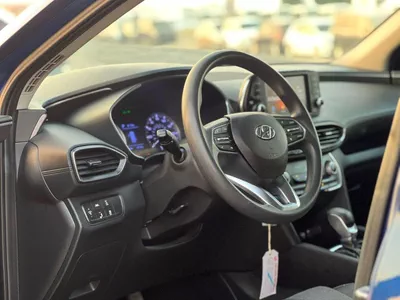 Hyundai Santa Fe STANDARD 2019 Hyundai Santafe MiOption  2.0L V4 - Apple / Android Play -  AWD 4x4 - 89000 Mileage-10
