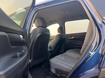 Hyundai Santa Fe STANDARD 2019 Hyundai Santafe MiOption  2.0L V4 - Apple / Android Play -  AWD 4x4 - 89000 Mileage-16