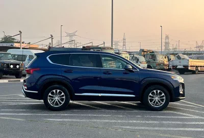 Hyundai Santa Fe STANDARD 2019 Hyundai Santafe MiOption  2.0L V4 - Apple / Android Play -  AWD 4x4 - 89000 Mileage-8