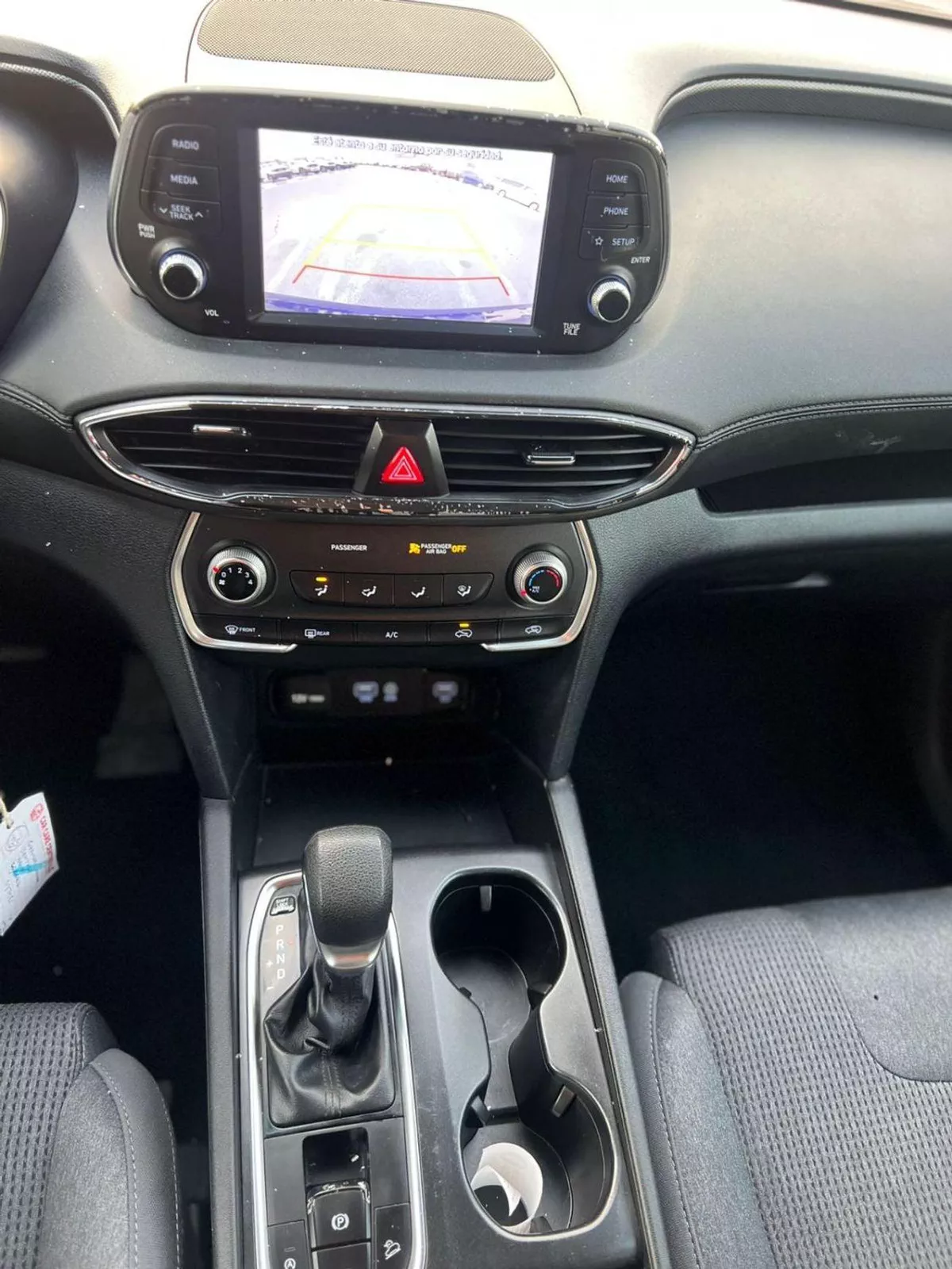Hyundai Santa Fe STANDARD 2019 Hyundai Santafe MiOption  2.0L V4 - Apple / Android Play -  AWD 4x4 - 89000 Mileage-18-0