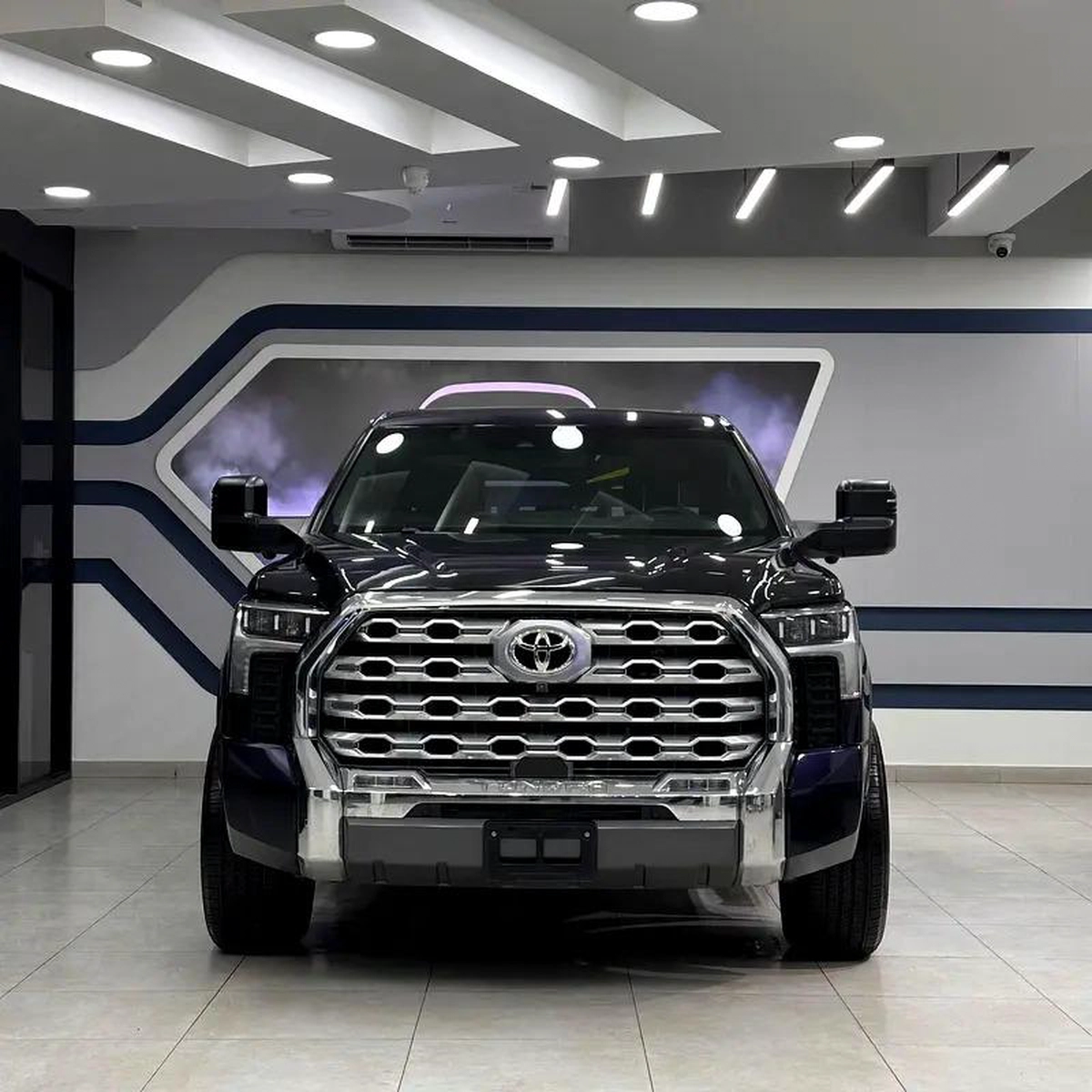 Toyota Tundra Crewmax 1794 Edition-6-6