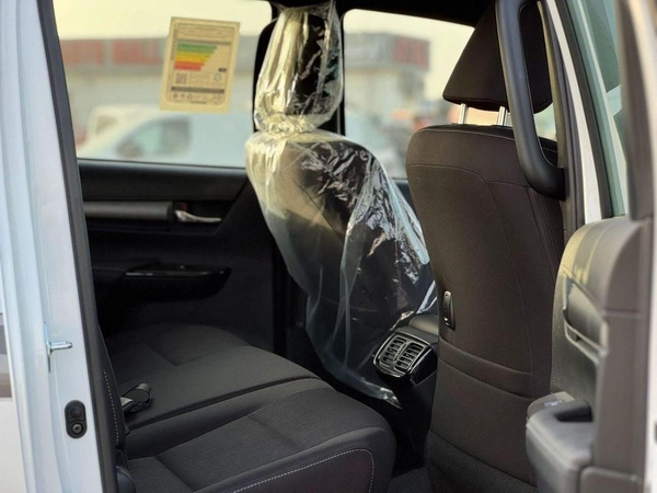 Toyota Hilux GLX 2.7L Double Cab Utility RWD A/T
