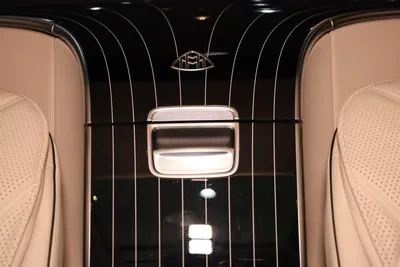 Mercedes-Benz Maybach S680-2