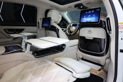 Mercedes-Benz Maybach S680-8