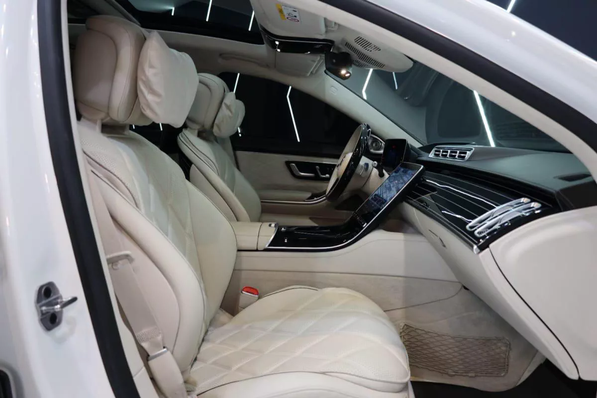 Mercedes-Benz Maybach S680-4-4