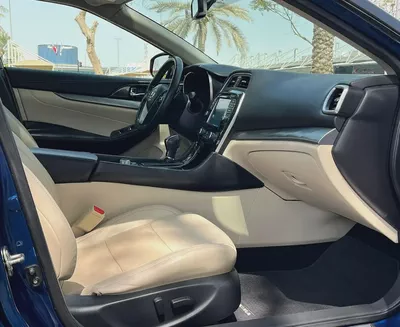 GCC Specs Nissan Maxima SV 2017 - Well Maintained-11