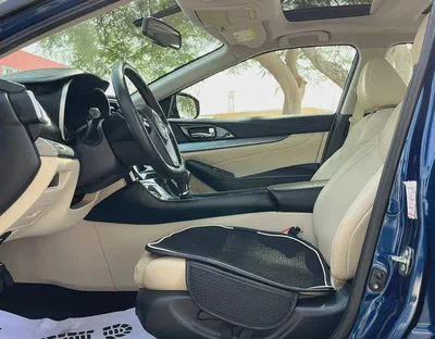 GCC Specs Nissan Maxima SV 2017 - Well Maintained-6