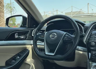 GCC Specs Nissan Maxima SV 2017 - Well Maintained-8