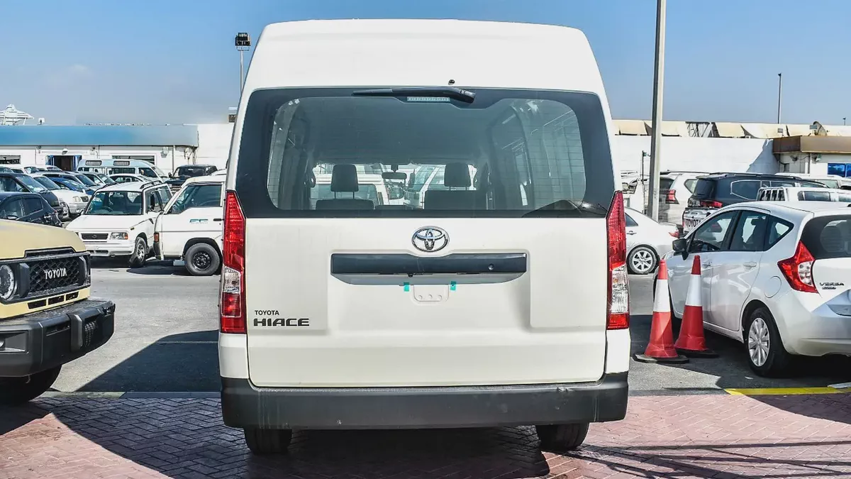 Toyota Hiace Cargo 3.5L Petrol 2026 Model-9-9