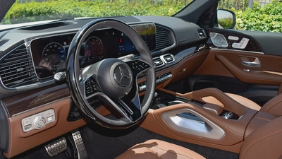 Mercedes-Benz AMG GLS450 SUV | New Facelift | GCC | 2024, 7 Seaters 3 Years Gargash Auto Warranty-14
