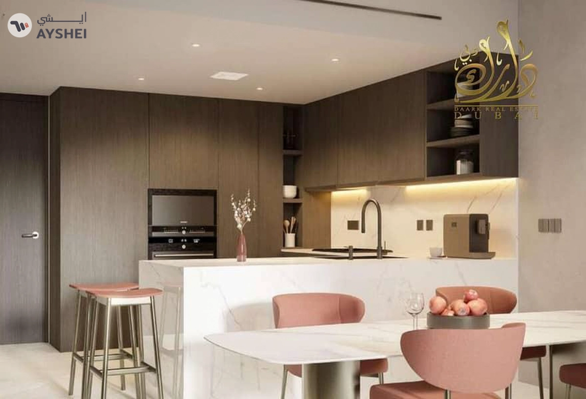 FURNISHED| ALMOST READY| 2 MIN TO CIRCLE MALL| PRIVATE POOL