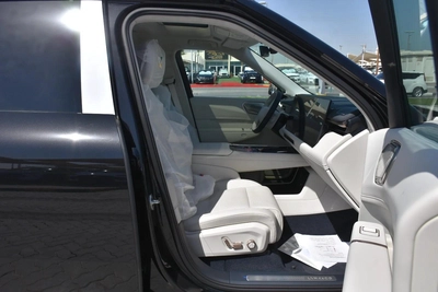 LYNK & CO 900 EMP 2025 | BLACK-2