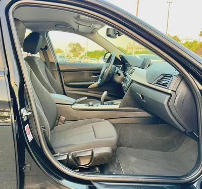 BMW 320i 2015 GCC Specs - Excellent Condition-17