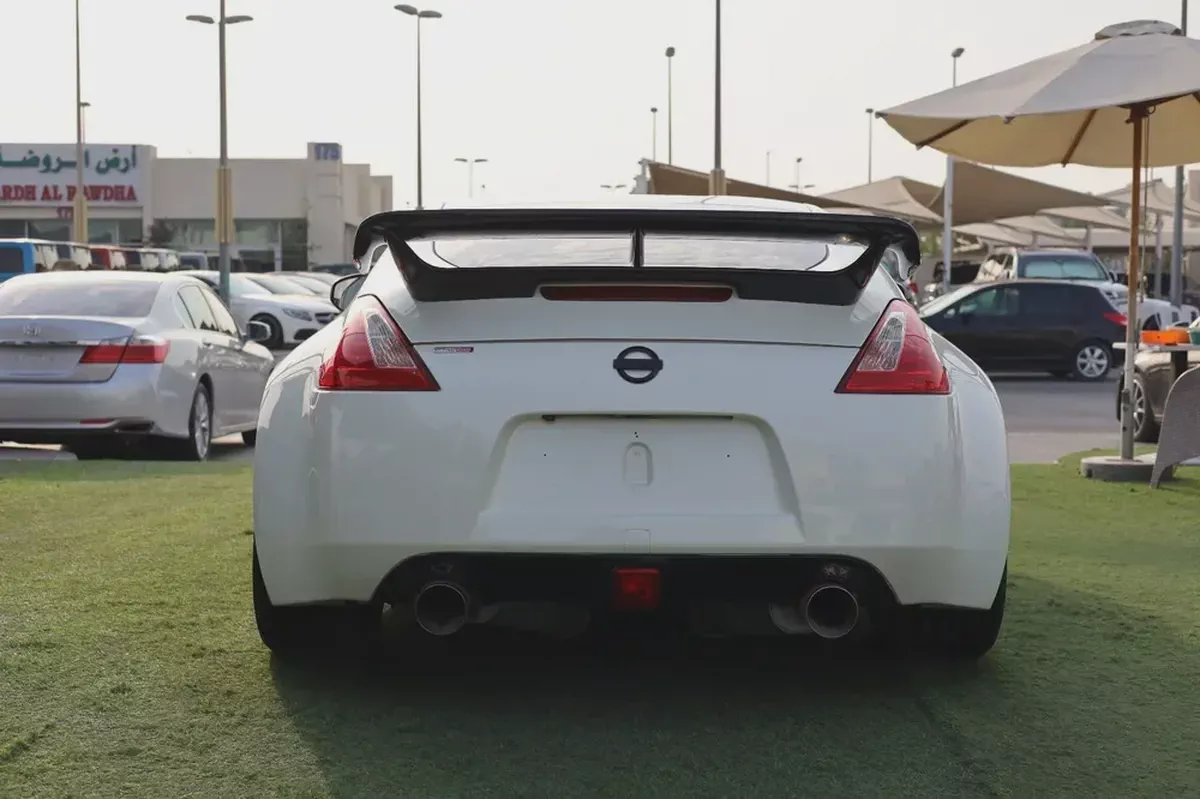 Used Nissan 370z 3.7L Coupe 2015-7-7