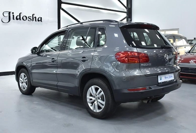 FULL AGENCY SERVICE HISTORY! Volkswagen Tiguan ( 2016 Model ) in Grey Color GCC Specs-12