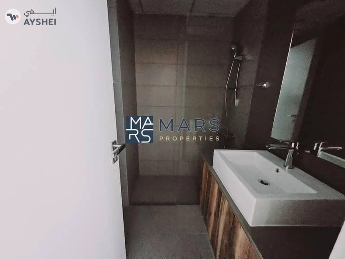 Brand New Unit | Big Layout | Modern design apartment is available for sale from Developer 