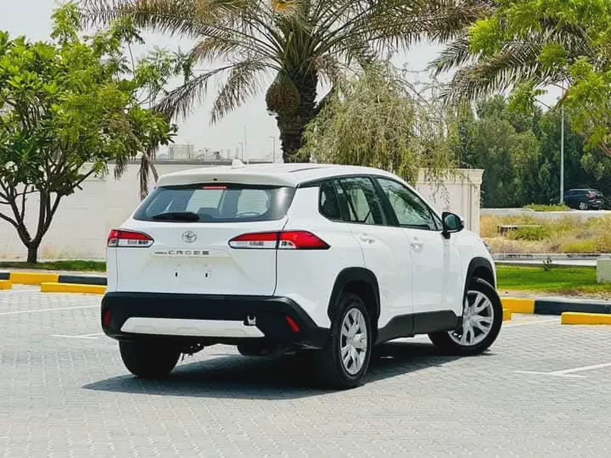 Toyota Corolla Cross GLI 2022 GCC Specs-5-5