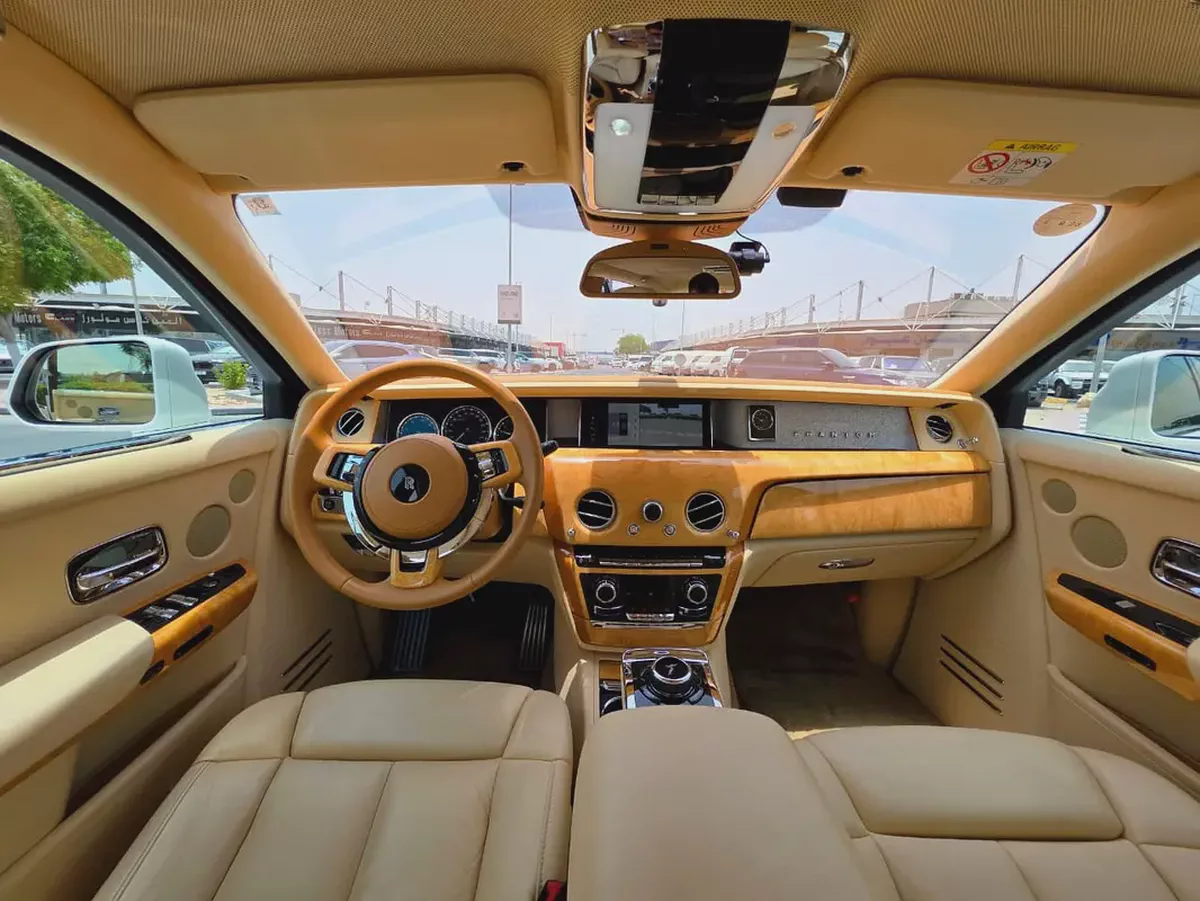 Rolls-Royce Phantom 2019 | Japanese Specs | Pristine Condition-15-15