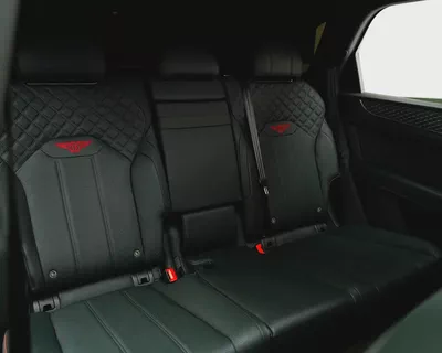 2021 Bentley Bentayga EWB V8 | GCC Specs | Excellent Condition-9