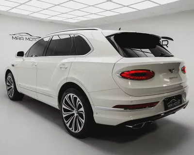 2021 Bentley Bentayga EWB V8 | GCC Specs | Excellent Condition-5