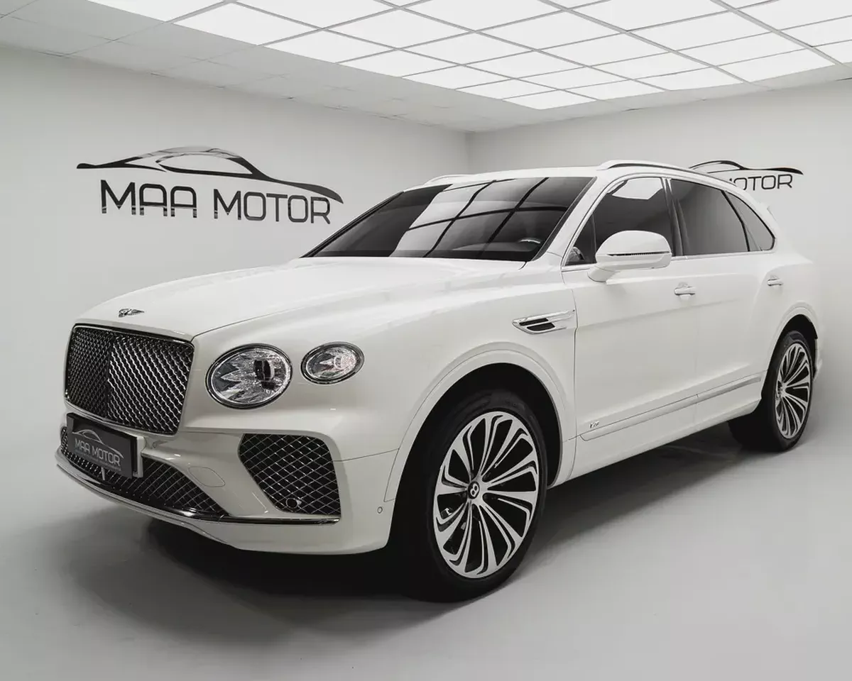 2021 Bentley Bentayga EWB V8 | GCC Specs | Excellent Condition