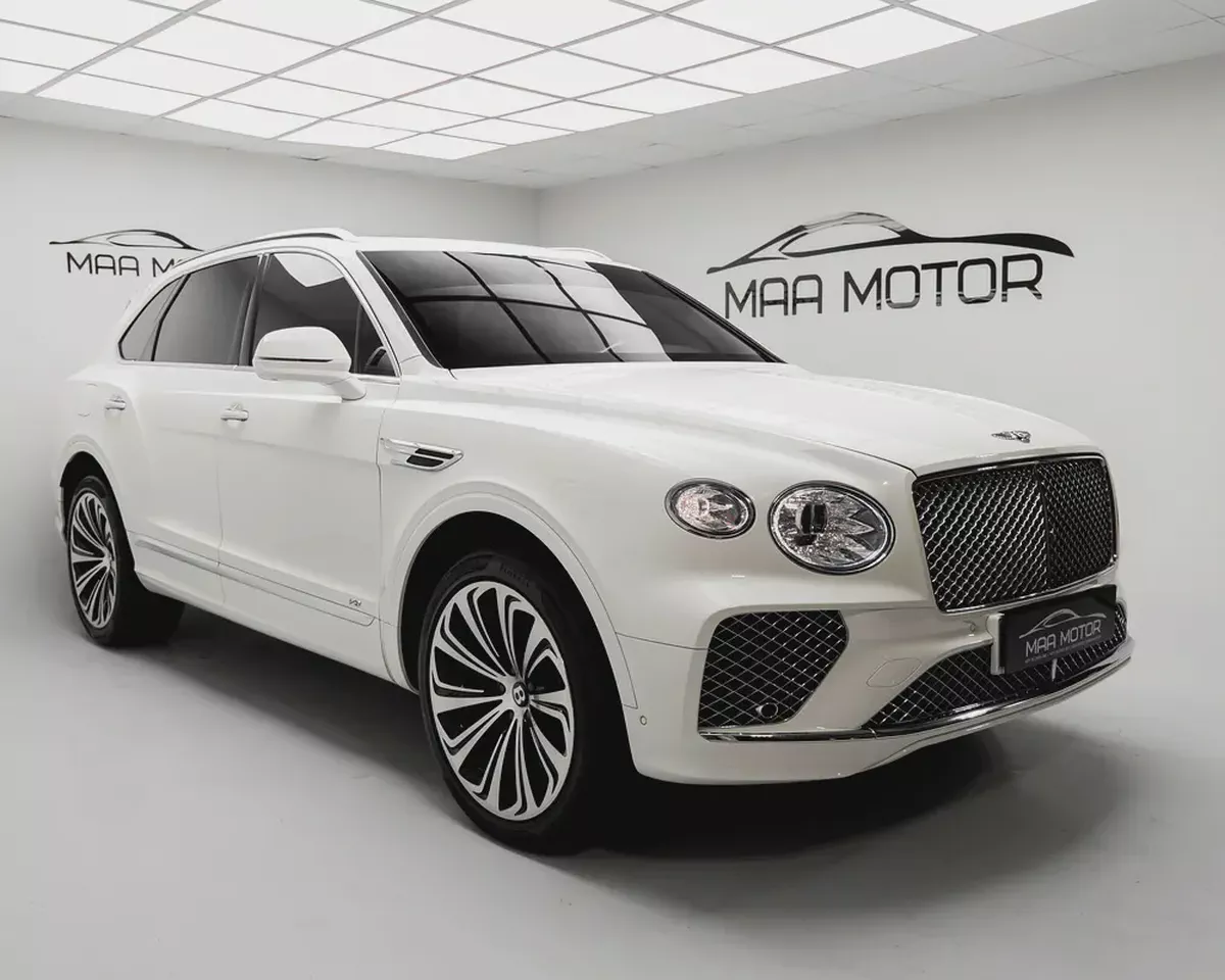 2021 Bentley Bentayga EWB V8 | GCC Specs | Excellent Condition-2-2