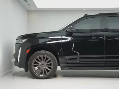 2021 Cadillac Escalade Luxury | GCC Specs | Pristine Condition-2