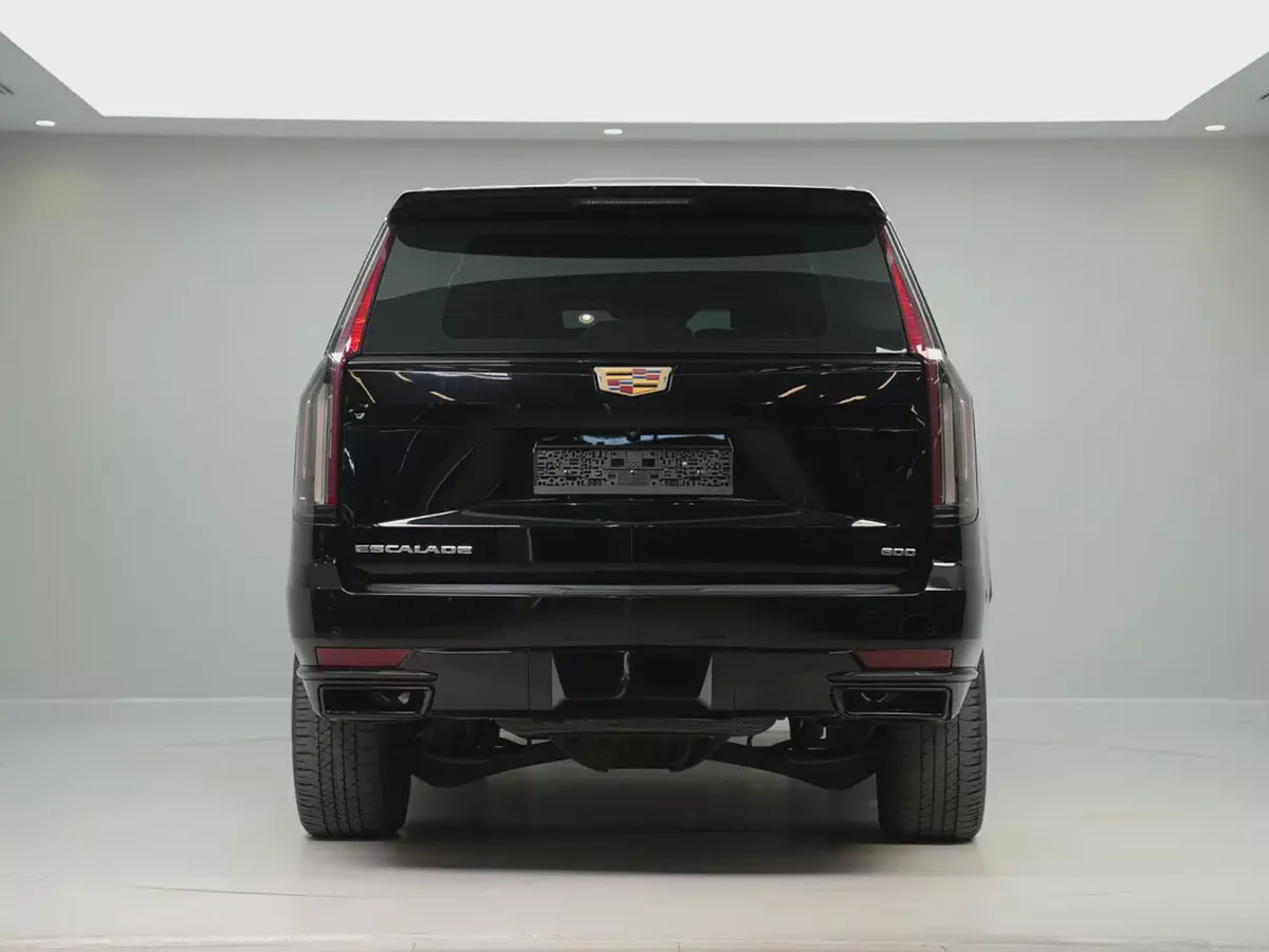 2021 Cadillac Escalade Luxury | GCC Specs | Pristine Condition-5-5