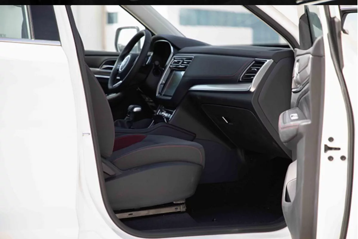 2024 MG RX-8 – Sleek Sport Car with Black Interior-1-1