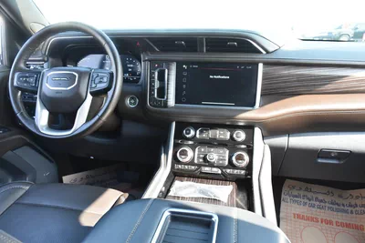 GMC YUKON DENALI 4WD 2023 | WHITE-10