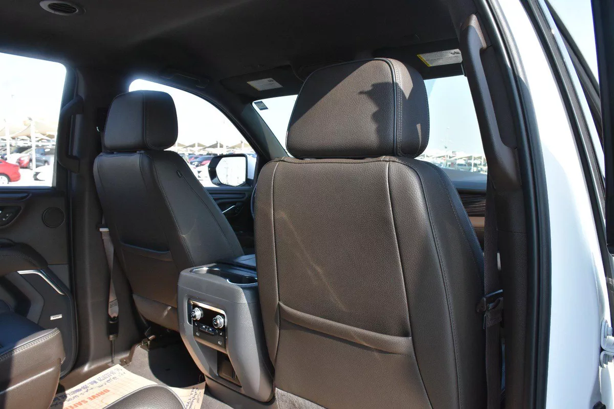 GMC YUKON DENALI 4WD 2023 | WHITE-2-2