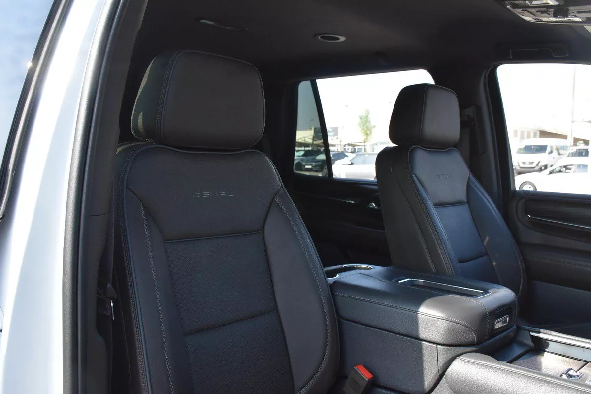 GMC YUKON DENALI 4WD 2023 | WHITE-3-3