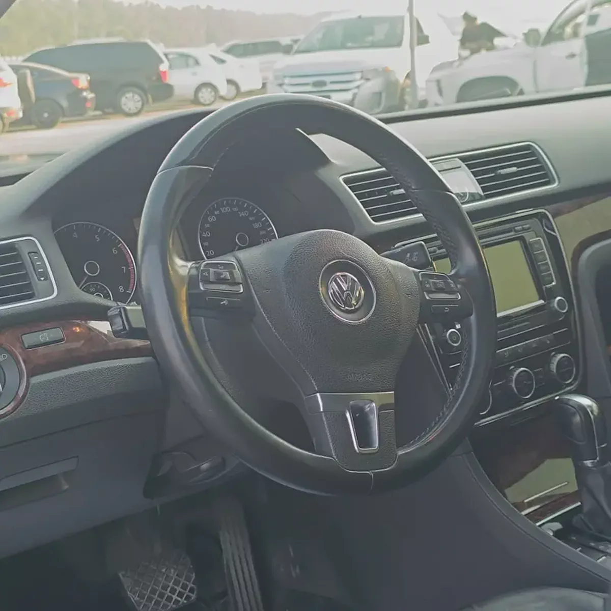 2013 Volkswagen Passat Sport GCC Specs-10-10
