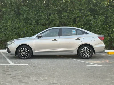 MG 5 LUXURY-3