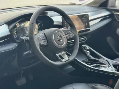 MG 5 LUXURY-8