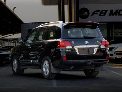 Toyota Land Cruiser GXR LAND-1