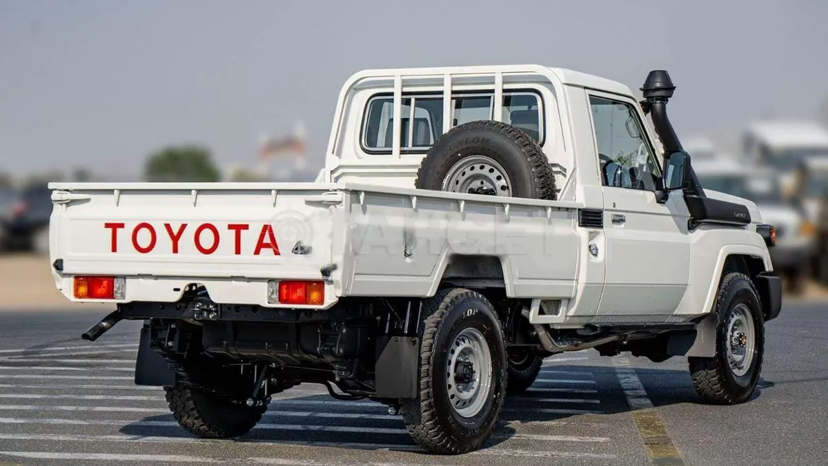 Toyota Land Cruiser Pick Up LAND CRUISER LC79 4.2L RHD V6 DIESEL 2024-4-0
