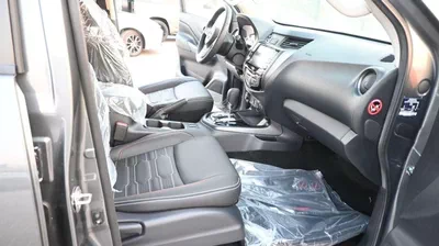 Nissan Navara PRO4X FULL OPTION-8