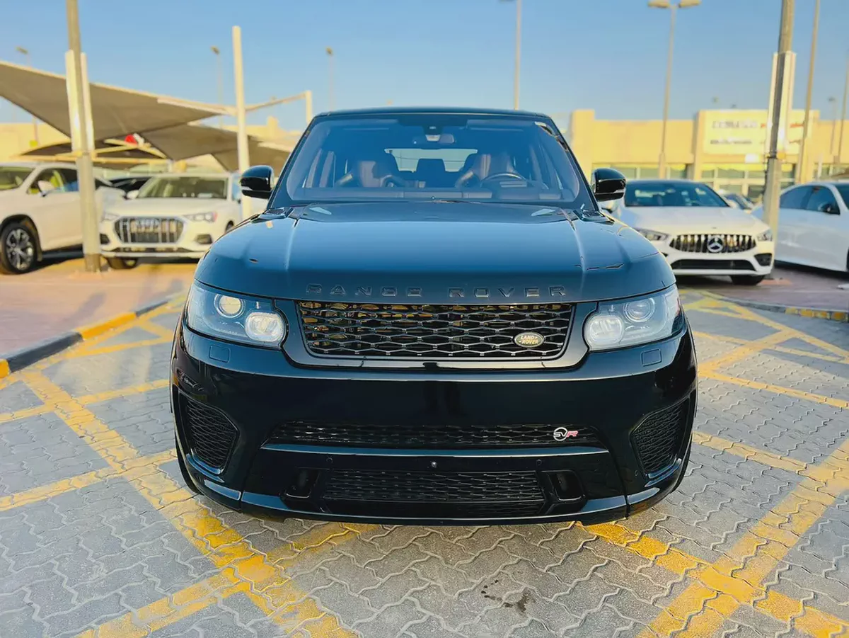 Land Rover Range Rover Sport SVR 2017 | Canadian Specs | Performance SUV-2-2