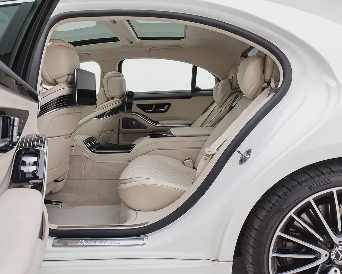 Mercedes Benz S 580 4MATIC 2022 | 1 Key | AED 4,786 / Monthly-13-13