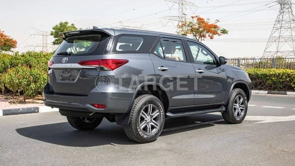 Toyota Fortuner 2.7L 4WD