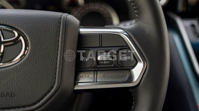 Toyota Land Cruiser GXR3 3.3L-6