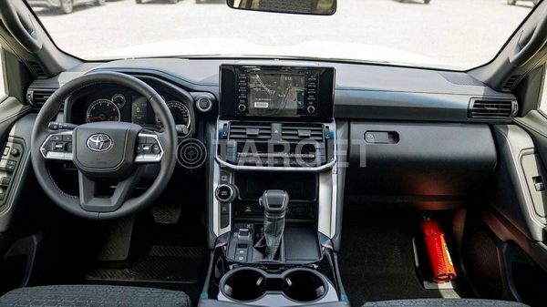 Toyota Land Cruiser GXR3 3.3L