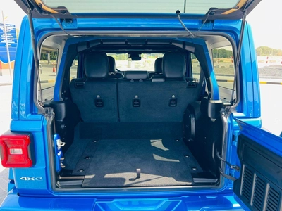 Jeep Wrangler Unlimited SAHARA HUBRID-11