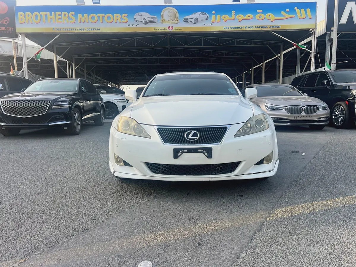 Lexus ES 300 2008 GCC Specs - Well Maintained