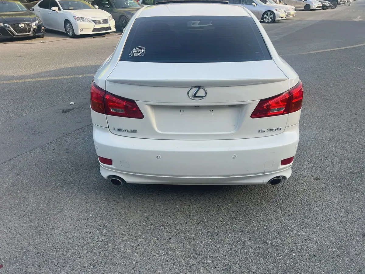 Lexus ES 300 2008 GCC Specs - Well Maintained-3-3