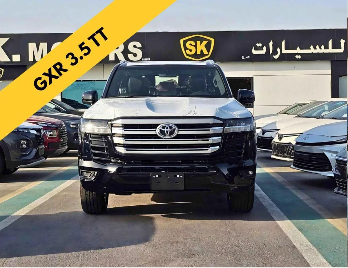 Toyota Land Cruiser GXR || 3.5L PETROL V6 / SMALL DVD / BIG BUMPER / 2 PWR SEAT + LEATHER / SUNROOF / CHROME CLADDING /