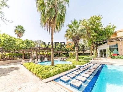 4 BR + Maids Room l Single Row l Gated Community-11